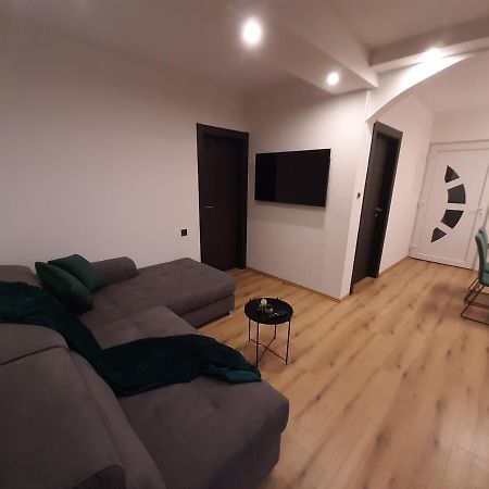 Apartman Mate Lopar Eksteriør bilde