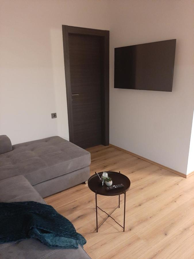 Apartman Mate Lopar Eksteriør bilde